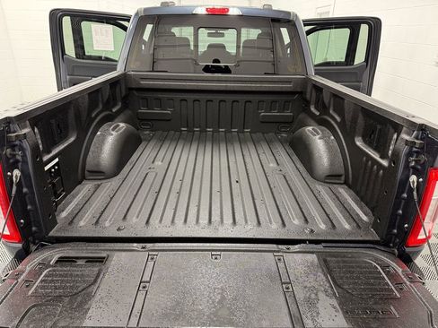 Used 2022 Ford F150 Lariat w/ Equipment Group 502A High image 35