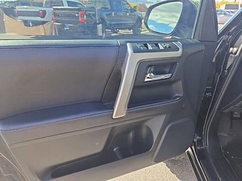 Used 2023 Toyota 4Runner SR5 Premium w/ Moonroof Package image 9