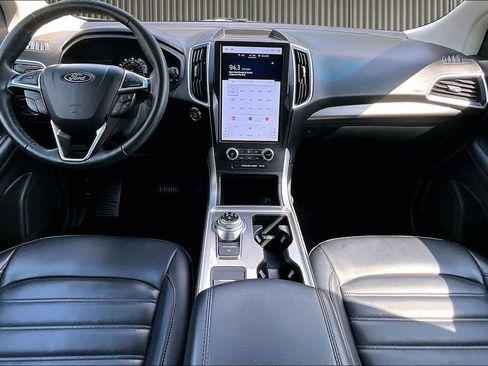 Used 2024 Ford Edge SEL AWD/4WD image 17