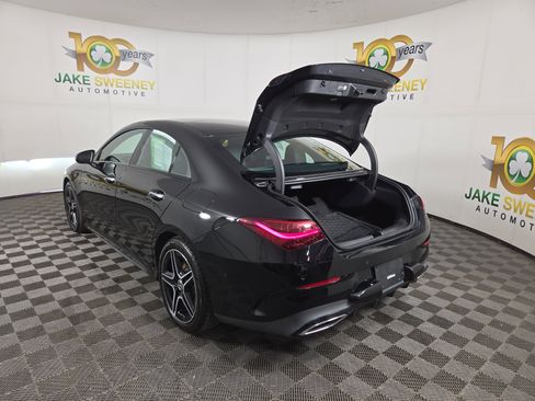 Used 2024 Mercedes-Benz CLA 250 4MATIC image 31