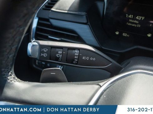 Used 2025 GMC Acadia Elevation image 12