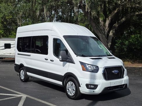 Used 2024 Ford Transit 350 XLT RWD image 14