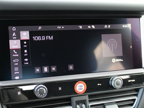 New 2026 Porsche Macan Turbo image 19