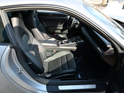 Used 2020 Porsche 911 Carrera S image 37