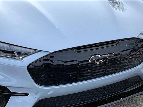 Used 2025 Ford Mustang Mach-E GT image 29