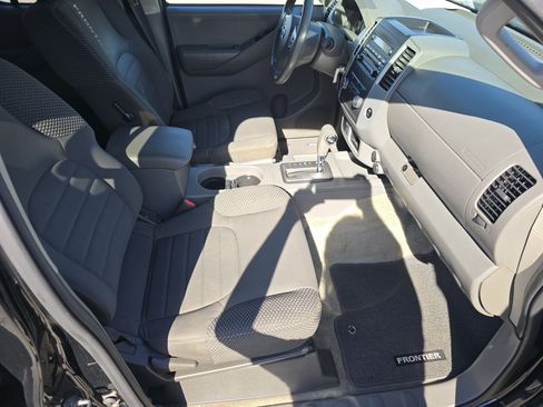 Used 2012 Nissan Frontier SV w/ Sport Appearance Pkg image 20