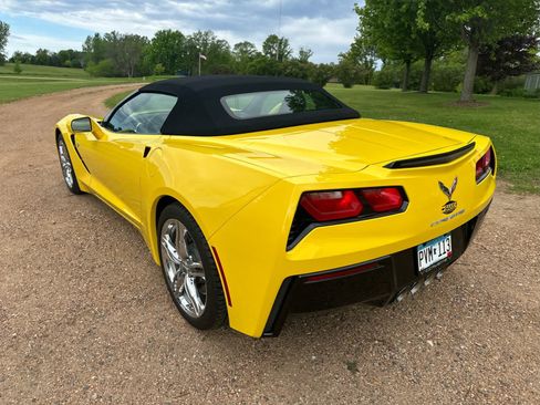 Used 2017 Chevrolet Corvette Stingray Convertible w/ 3LT Preferred Equipment Group RWD image 6