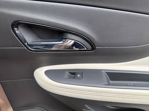 Used 2019 Buick Encore Preferred AWD/4WD image 24