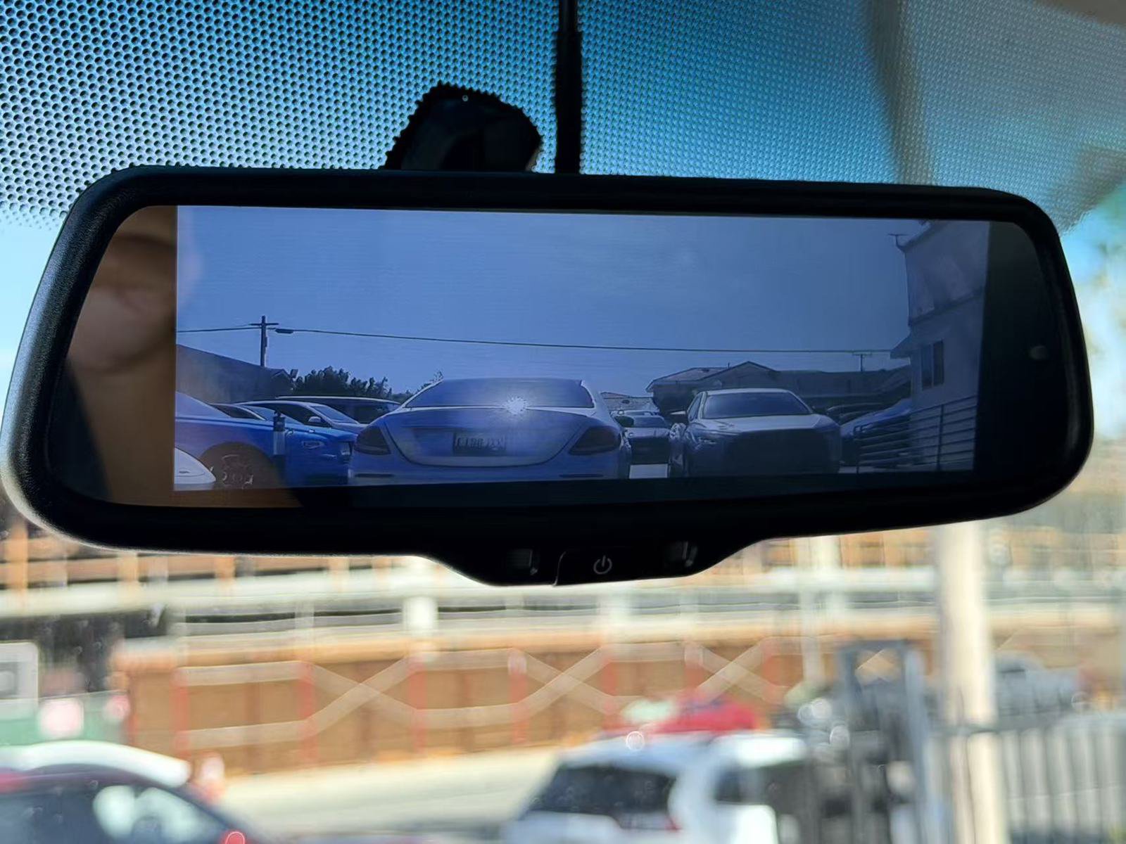Used 2018 Mercedes-Benz Sprinter 2500 image 12
