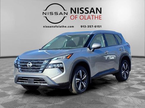 Certified 2025 Nissan Rogue SL w/ Tech Package image 1