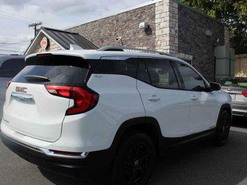 Used 2020 GMC Terrain SLT image 5