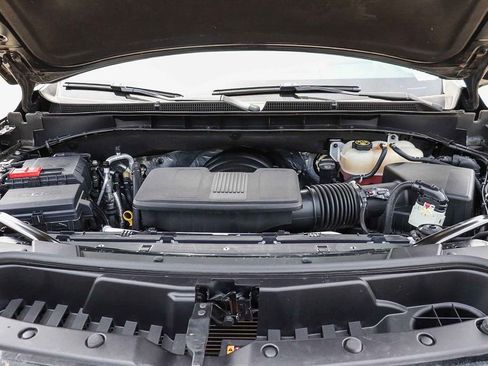 Used 2023 GMC Yukon Denali RWD image 34
