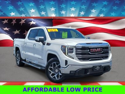 Used 2022 GMC Sierra 1500 SLT w/ SLT Premium Plus Package