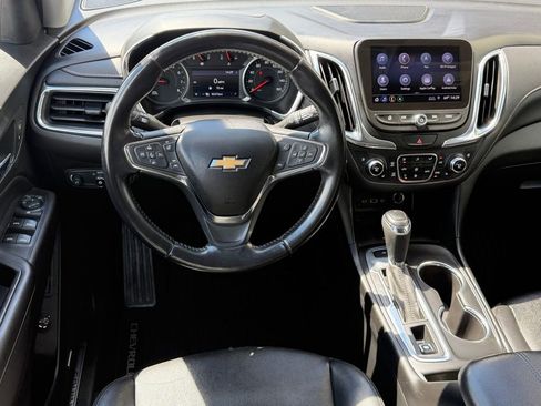 Used 2020 Chevrolet Equinox Premier AWD/4WD image 16
