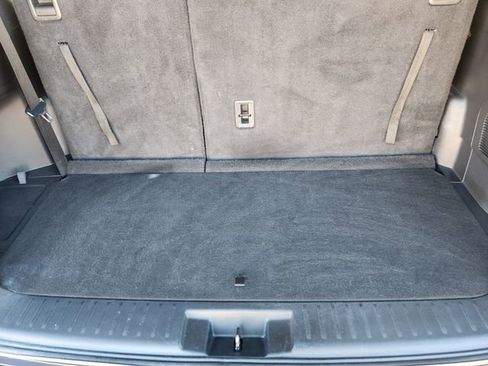 Used 2023 Toyota Highlander L image 34