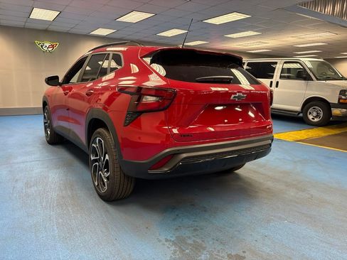 New 2026 Chevrolet Trax RS w/ Driver Confidence Package FWD image 9