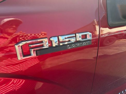 Used 2017 Ford F150 Lariat AWD/4WD image 11