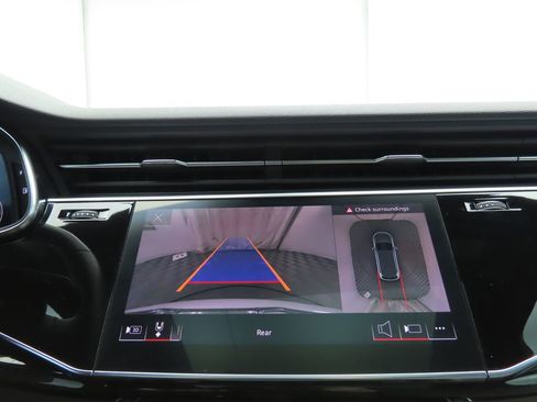 Used 2021 Audi Q7 3.0T Premium Plus image 15