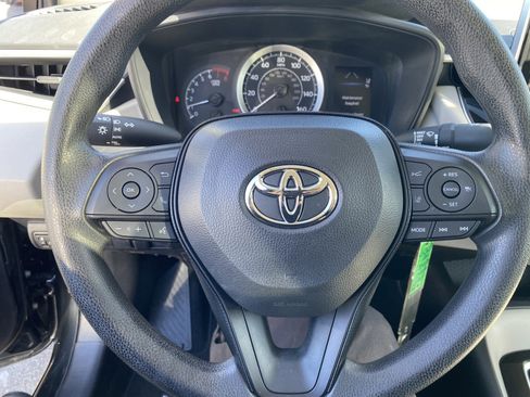 Used 2021 Toyota Corolla LE w/ Carpet Mat Package (TMS) FWD image 10