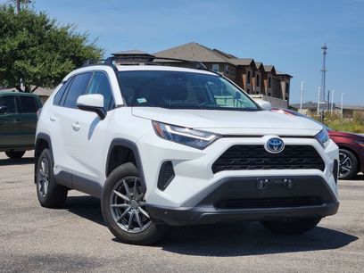 Used 2022 Toyota RAV4 XLE w/ Convenience Package