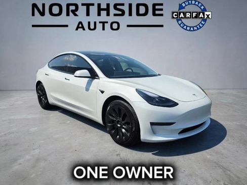 Used 2023 Tesla Model 3 Standard Range RWD image 1