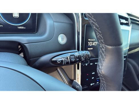 Certified 2024 Hyundai Tucson Limited AWD/4WD image 24