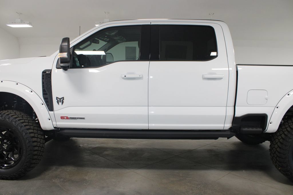 New 2026 Ford F250 XLT w/ XLT Premium Package AWD/4WD image 5