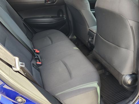 Certified 2022 Toyota Corolla Cross LE image 10