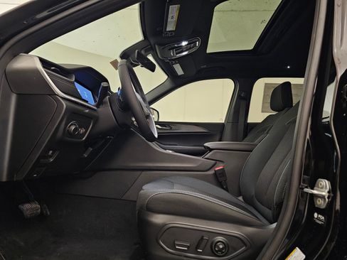 New 2026 Jeep Grand Cherokee L Laredo image 14