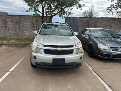 Used 2008 Chevrolet Equinox LTZ FWD image 3