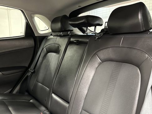 Used 2023 Hyundai Kona Limited image 20