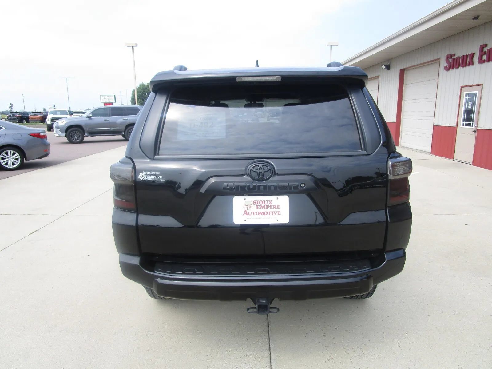Used 2016 Toyota 4Runner Trail Premium AWD/4WD image 6