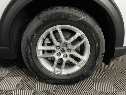 New 2026 Ford Explorer Active image 10