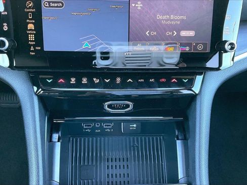 New 2026 Jeep Grand Cherokee L Limited image 18