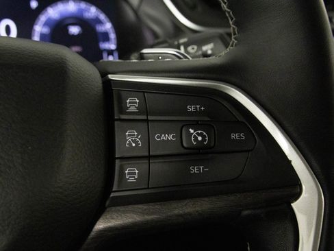 Used 2021 Jeep Grand Cherokee L Limited image 28