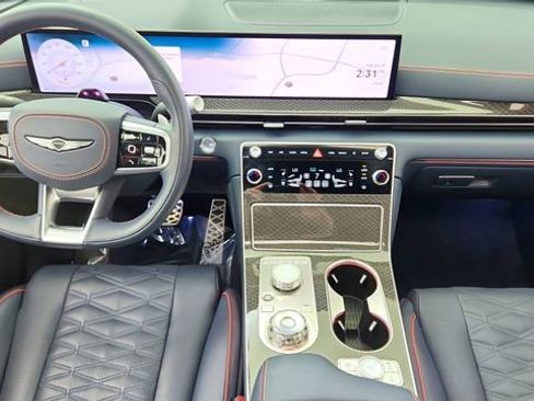 Used 2025 Genesis GV80 3.5T e-SC AWD/4WD image 36