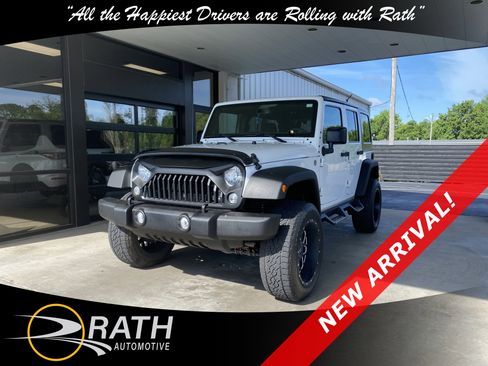 Used 2018 Jeep Wrangler Unlimited Sport S AWD/4WD image 1