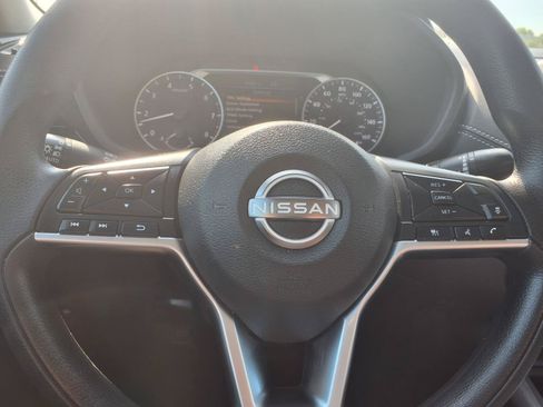 Used 2024 Nissan Sentra SV FWD image 16