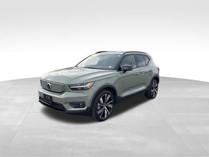Used 2022 Volvo XC40 P8 Recharge Plus