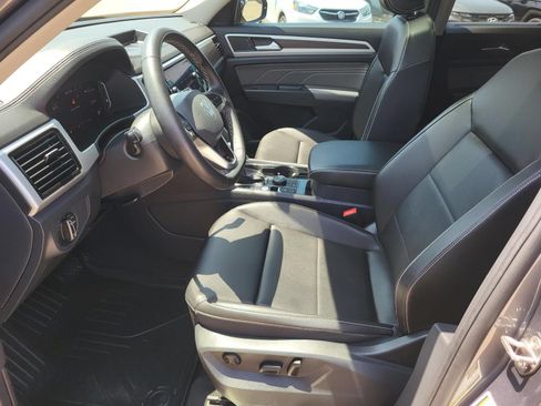 Used 2023 Volkswagen Atlas SE AWD/4WD image 22