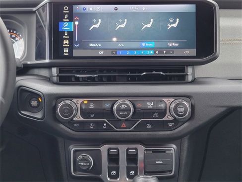 Certified 2024 Jeep Wrangler Sport S image 27