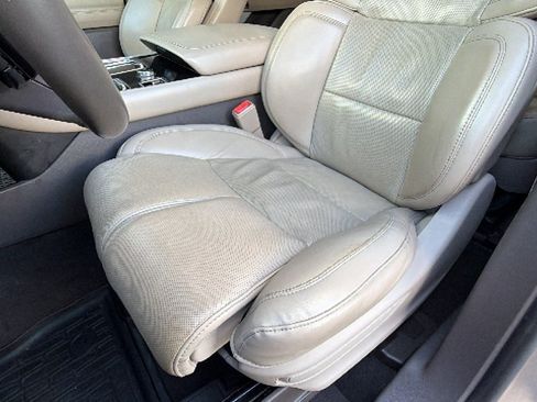 Used 2020 Lincoln Aviator Reserve w/ Equipment Group 201A RWD image 15