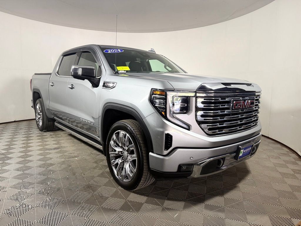 Used 2024 GMC Sierra 1500 Denali AWD/4WD image 9