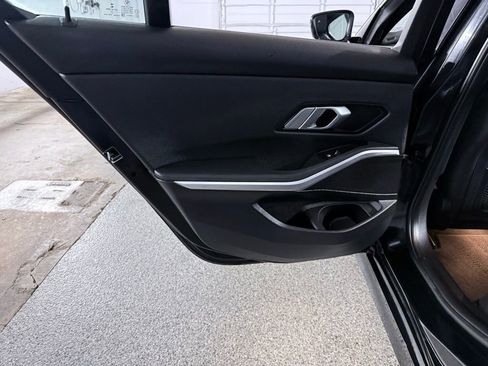 Used 2020 BMW 330i xDrive Sedan w/ Driving Assistance Package image 40