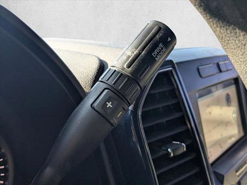 Used 2019 Ford F150 XLT image 16