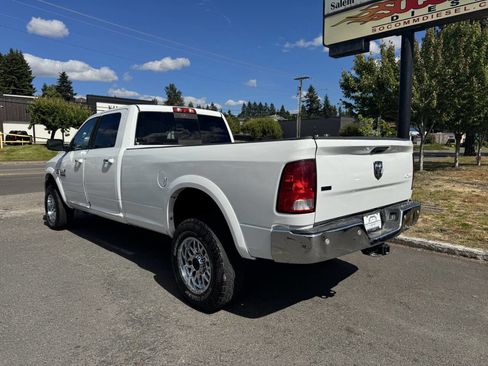 Used 2017 RAM 2500 SLT w/ Snow Chief Group AWD/4WD image 3