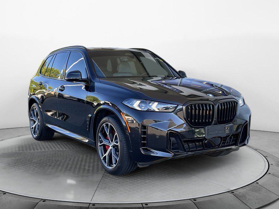 Used 2024 BMW X5 xDrive40i w/ M Sport Package AWD/4WD image 1