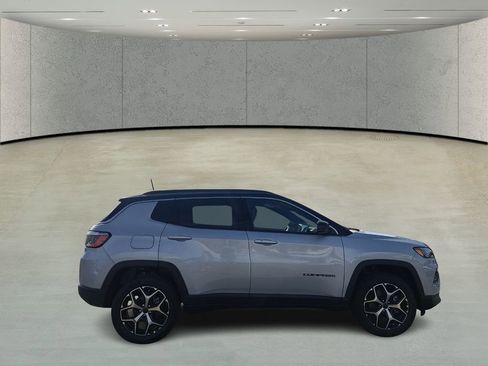 New 2026 Jeep Compass Limited image 3