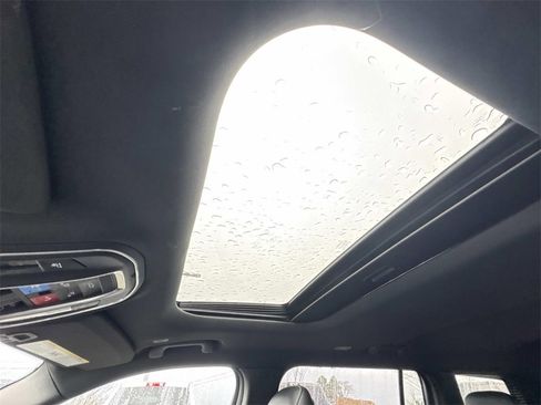 New 2025 Jeep Grand Cherokee L Altitude image 37