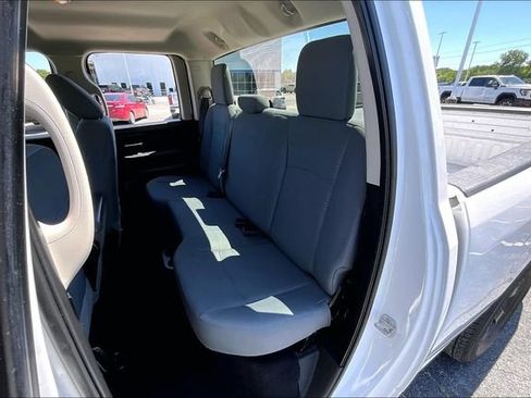 Used 2019 RAM 1500 Express AWD/4WD image 23